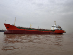 2006年 3800DWT 油船