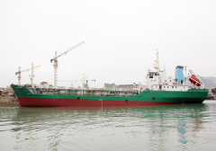 2002年 1432T 油船
